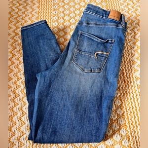 American Eagle Jeans (WILLING TO SELL ALL 7 TOGETHER FOR A DEAL)